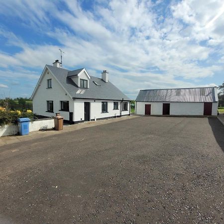 Helen'S Vila Maghera  Exterior foto