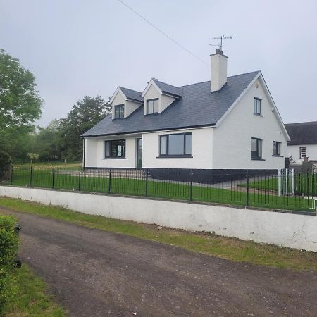 Helen'S Vila Maghera  Exterior foto